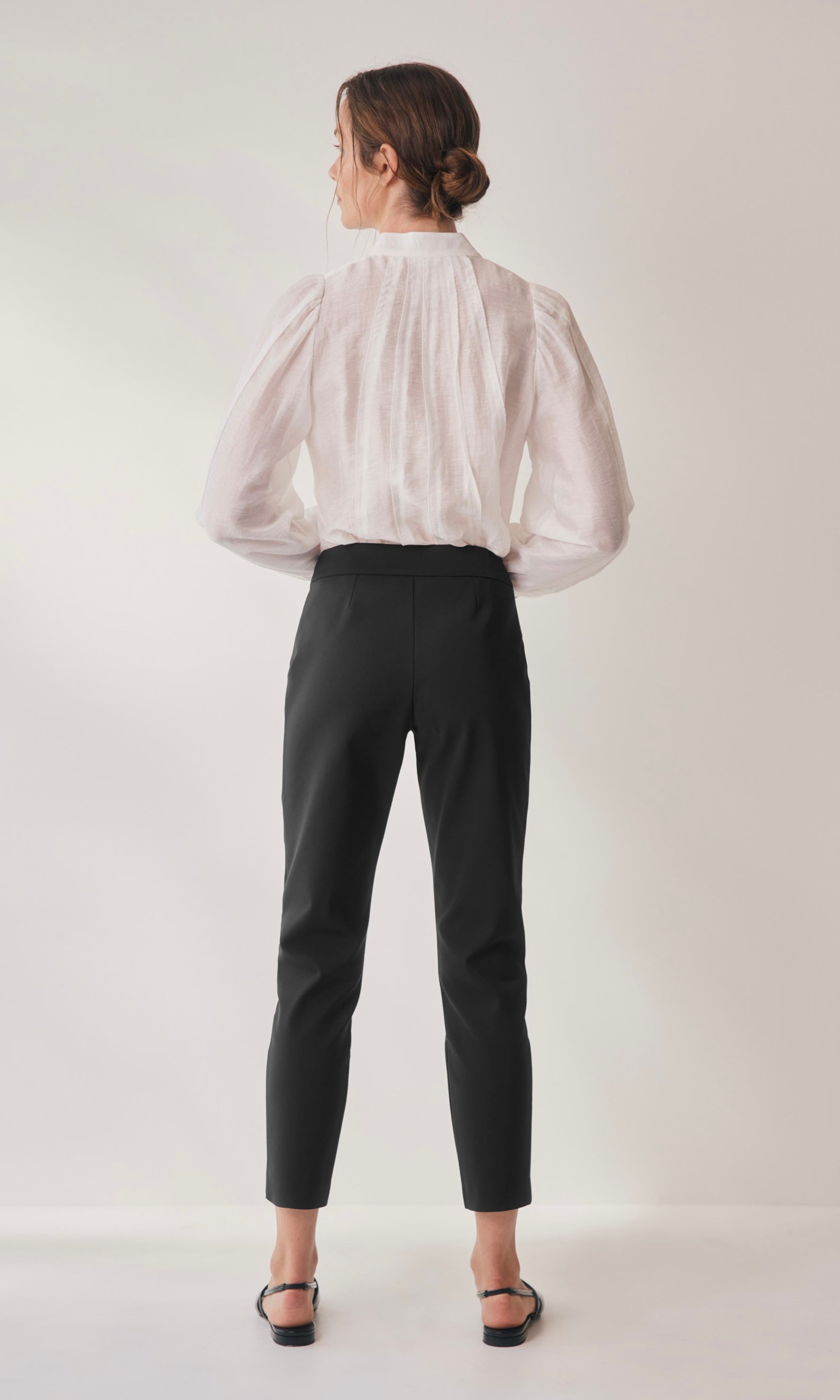 Morrison Balmain Crop Pant In Black